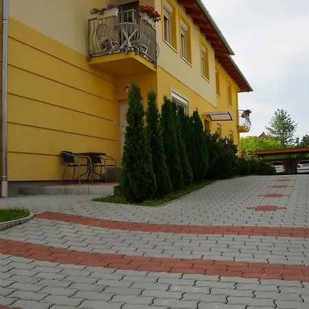 Bodo Park * Héviz